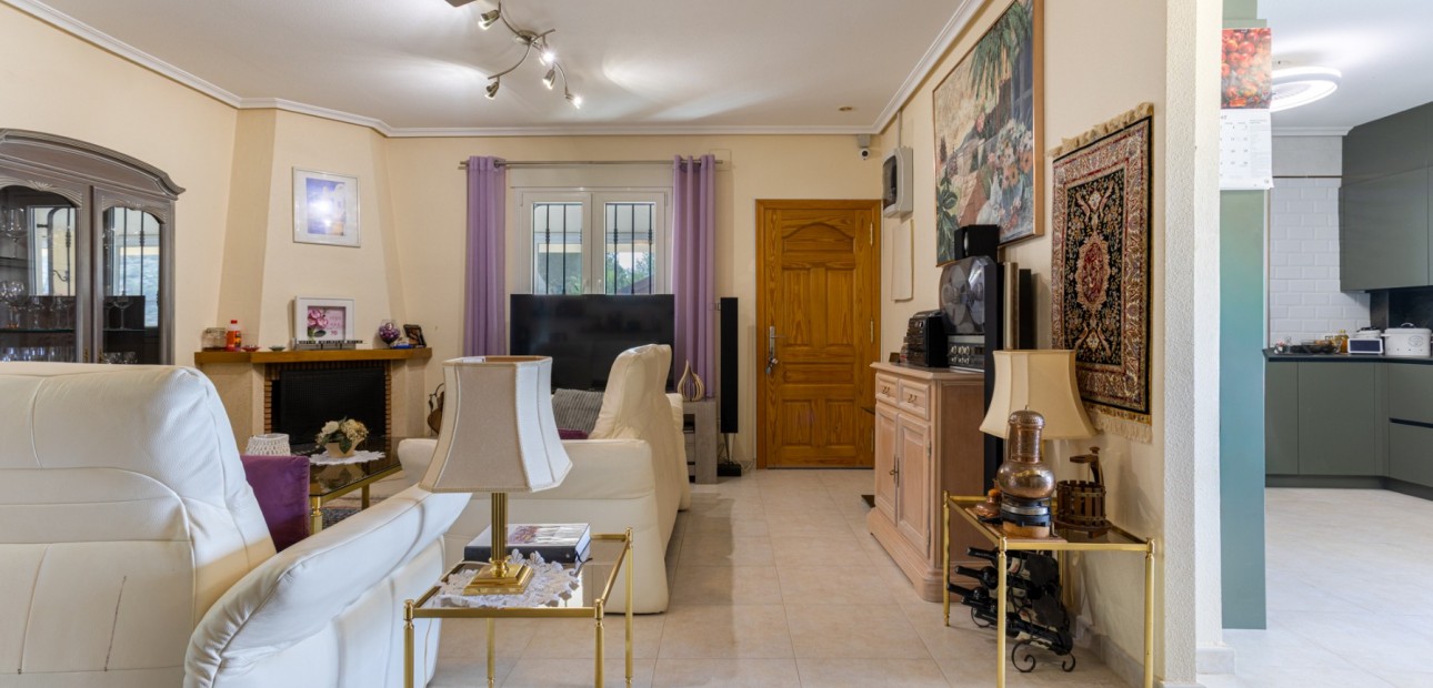 Herverkoop - Villa - Detached -
La Zarza