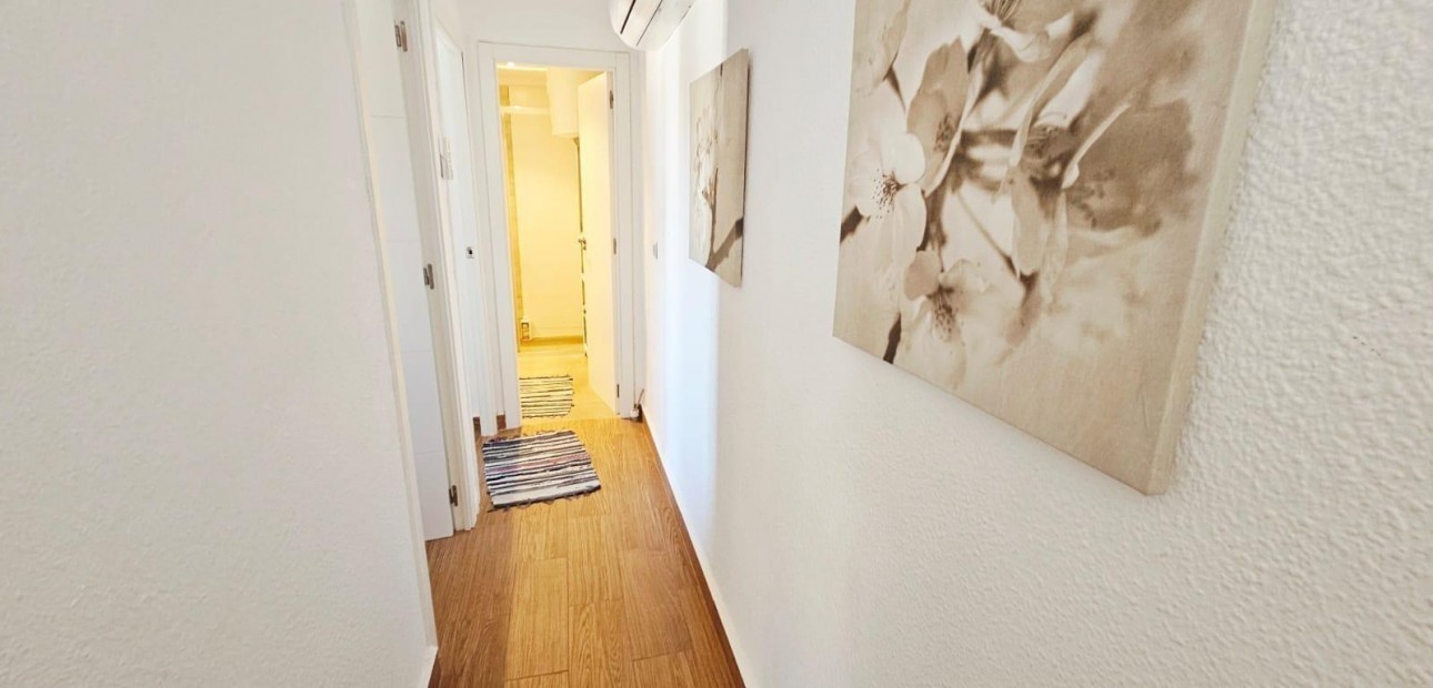 Herverkoop - duplex -
Torrevieja - Cabo cervera