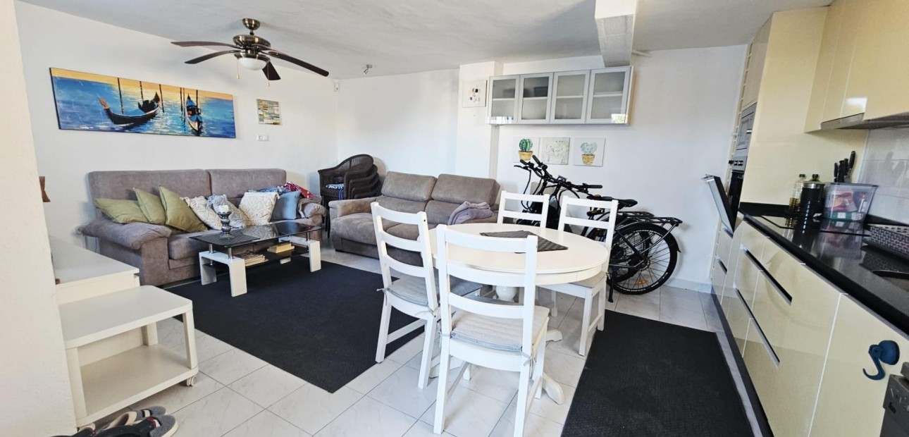 Herverkoop - duplex -
Torrevieja - Cabo cervera