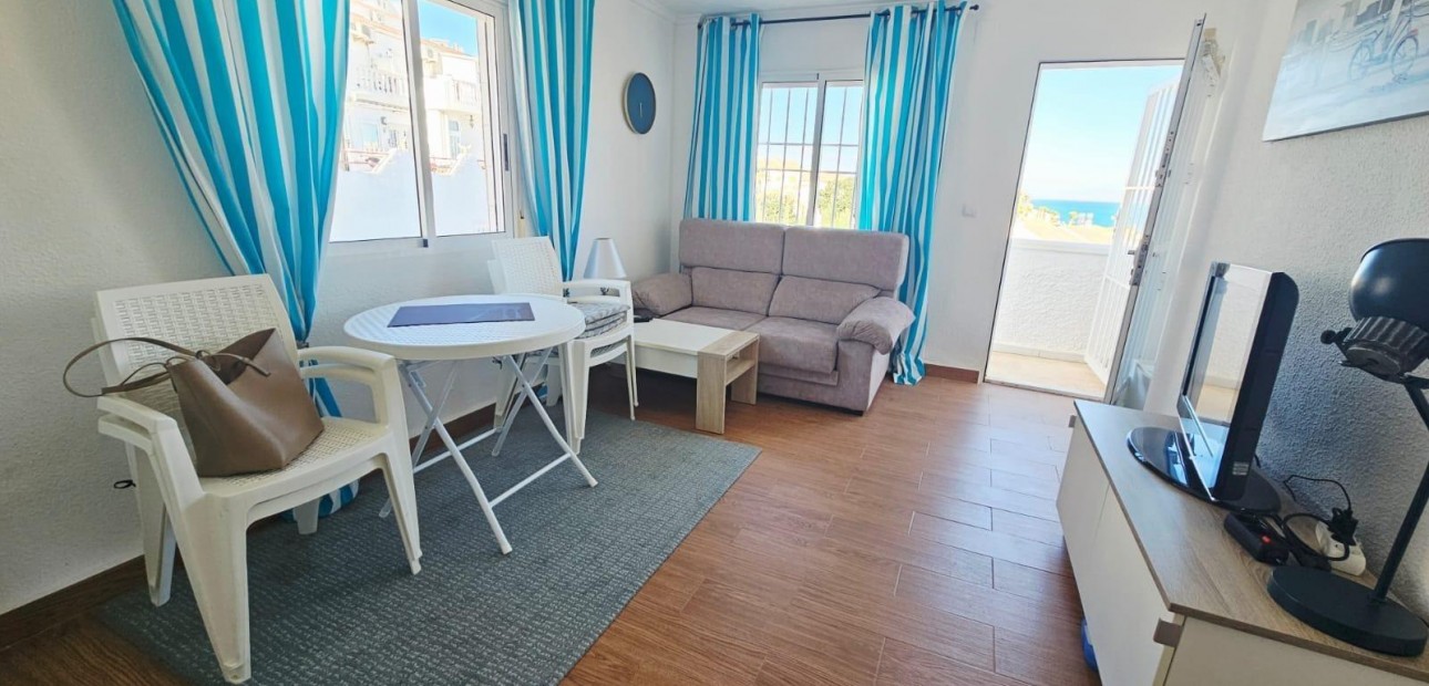 Herverkoop - duplex -
Torrevieja - Cabo cervera