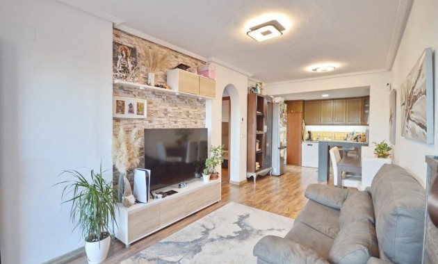 Sale - Apartment / flat -
Torrevieja - Zona los Frutales