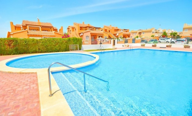 Sale - Apartment / flat -
Torrevieja - Zona los Frutales