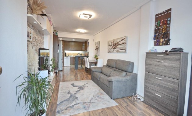 Sale - Apartment / flat -
Torrevieja - Zona los Frutales