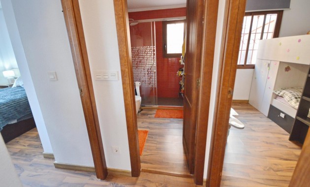 Sale - Apartment / flat -
Torrevieja - Zona los Frutales