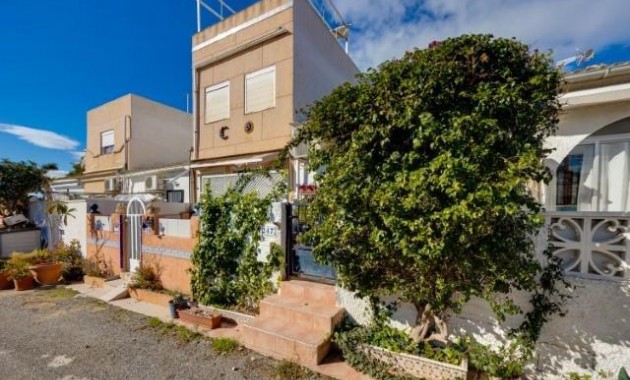 Venta - Bungalow -
Torrevieja - El limonar