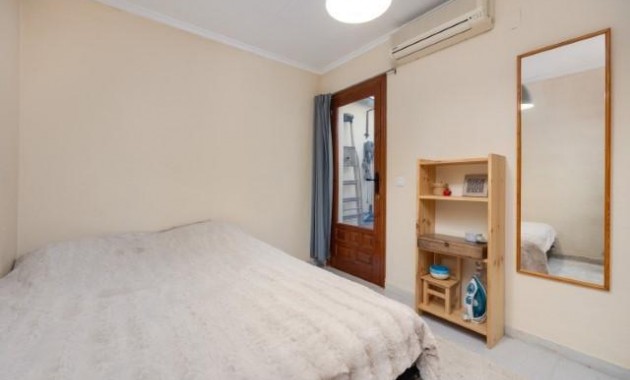 Venta - Bungalow -
Torrevieja - El limonar