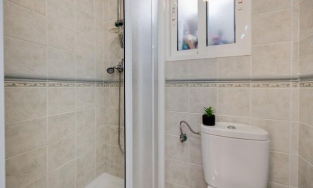 Venta - Bungalow -
Torrevieja - El limonar