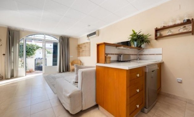 Venta - Bungalow -
Torrevieja - El limonar