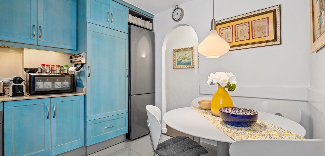 Venta - Apartamento / piso -
Torrevieja - Torrevieja - Centre