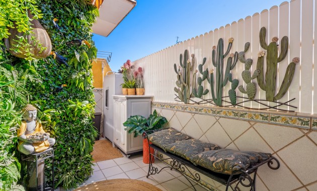 Venta - Apartamento / piso -
Torrevieja - Torrevieja - Centre