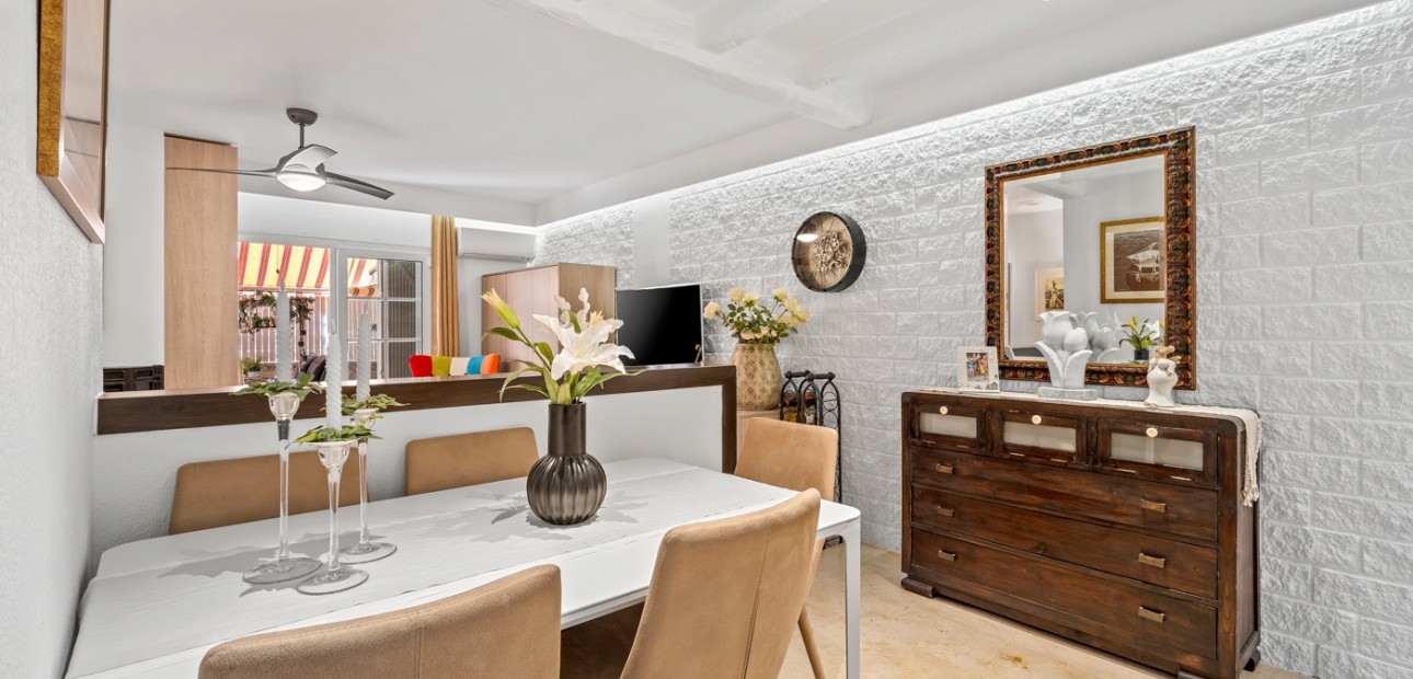 Venta - Apartamento / piso -
Torrevieja - Torrevieja - Centre