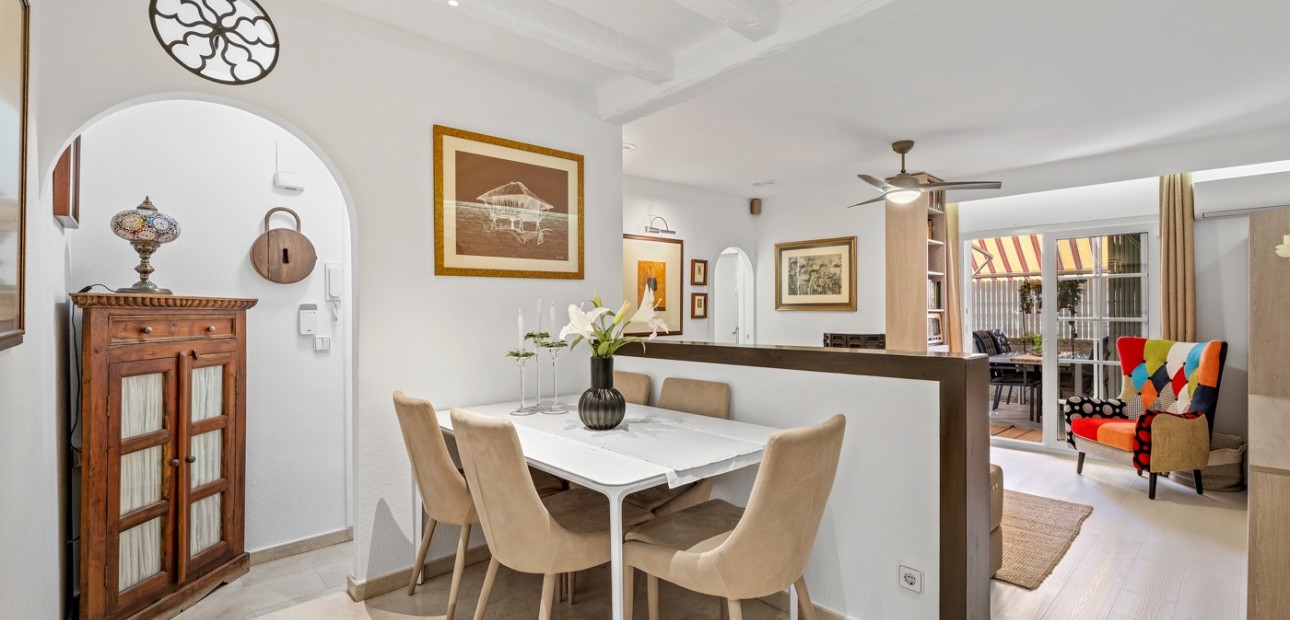 Venta - Apartamento / piso -
Torrevieja - Torrevieja - Centre