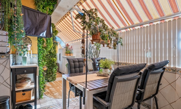 Venta - Apartamento / piso -
Torrevieja - Torrevieja - Centre