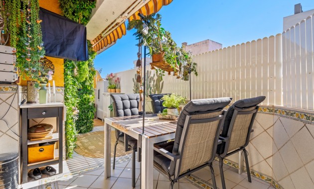 Venta - Apartamento / piso -
Torrevieja - Torrevieja - Centre