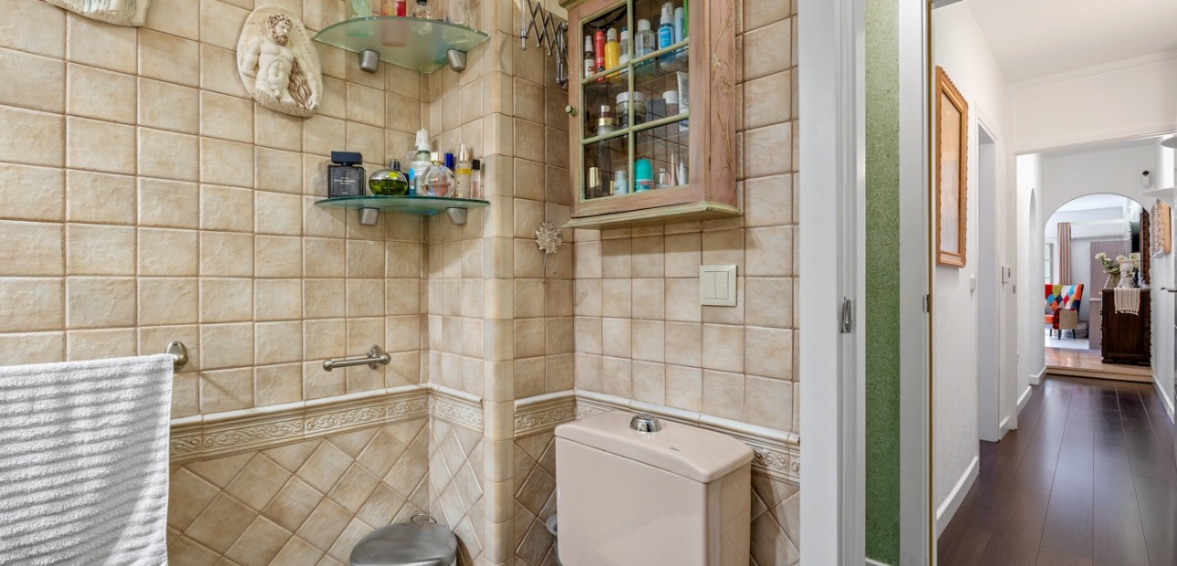 Venta - Apartamento / piso -
Torrevieja - Torrevieja - Centre