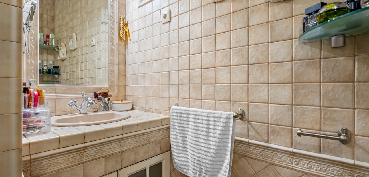 Venta - Apartamento / piso -
Torrevieja - Torrevieja - Centre