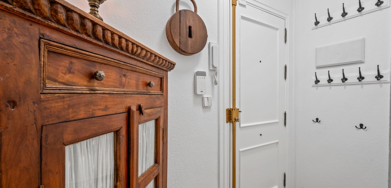 Venta - Apartamento / piso -
Torrevieja - Torrevieja - Centre