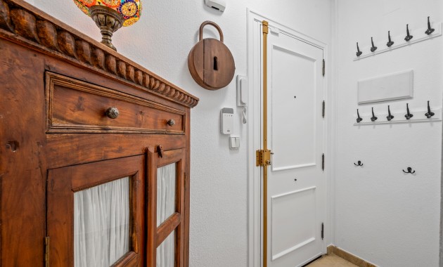 Venta - Apartamento / piso -
Torrevieja - Torrevieja - Centre