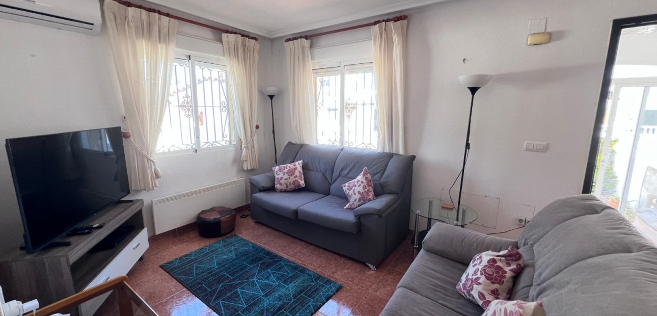 Venta - House -
Entre Naranjo - Vistabella Golf