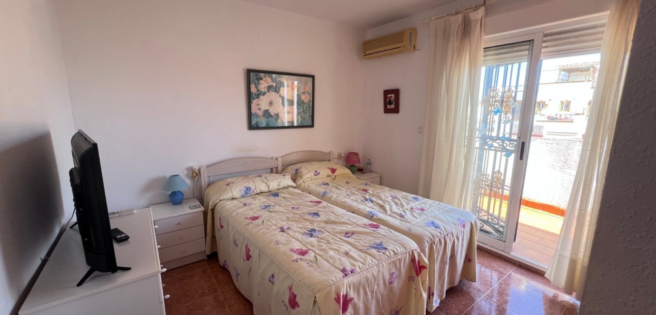 Venta - House -
Entre Naranjo - Vistabella Golf