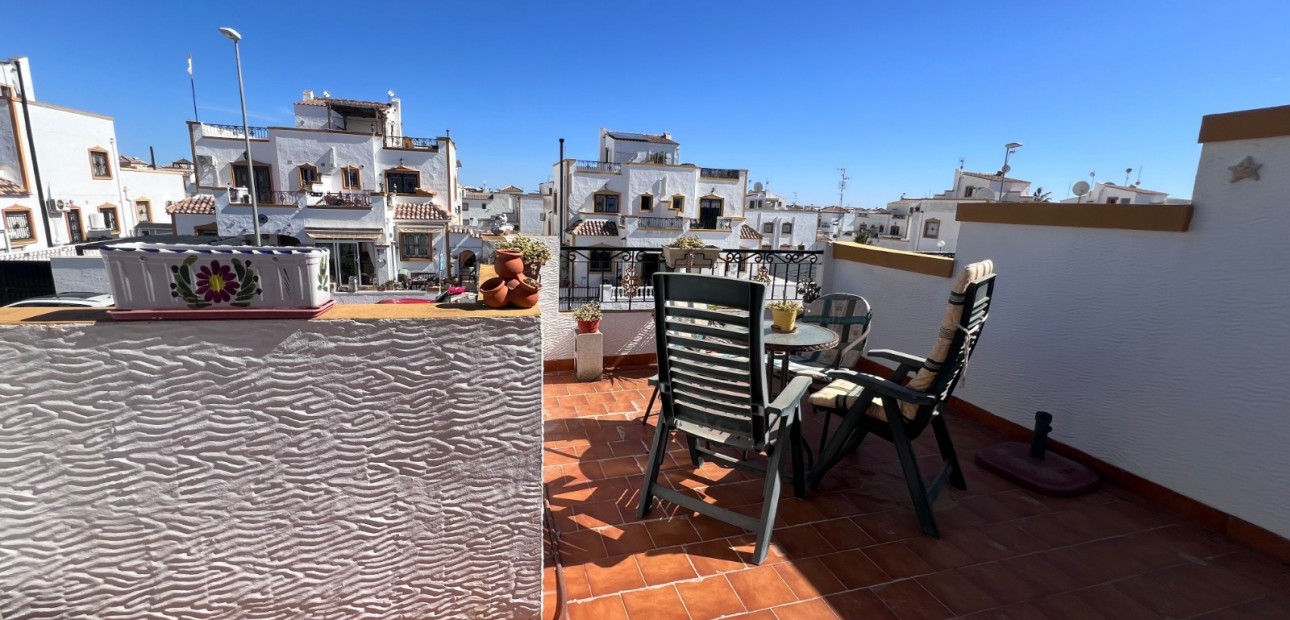 Venta - House -
Entre Naranjo - Vistabella Golf