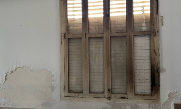 Venta - Finca / Country Property -
Rojales