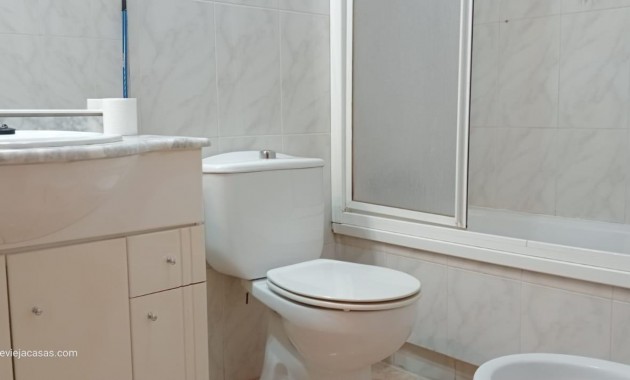 Herverkoop - Appartement / flat -
Torrevieja - La Mata pueblo