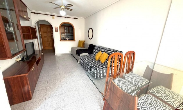 Sale - Apartment / flat -
Torrevieja - Estacion de autobuses