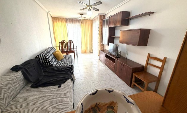 Sale - Apartment / flat -
Torrevieja - Estacion de autobuses