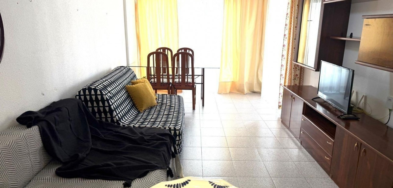 Sale - Apartment / flat -
Torrevieja - Estacion de autobuses