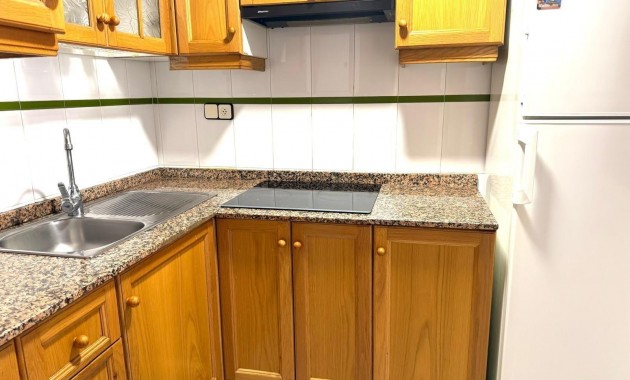 Sale - Apartment / flat -
Torrevieja - Estacion de autobuses