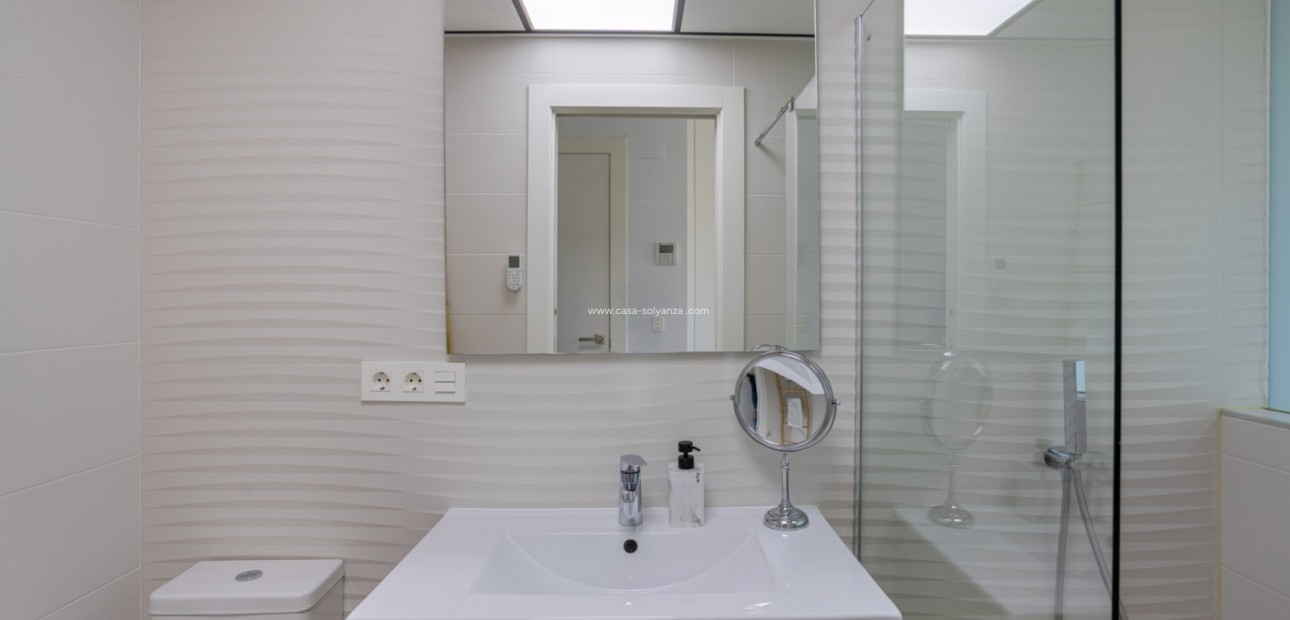 Herverkoop - Detached Villa -
Benijofar - Benijofar - Village