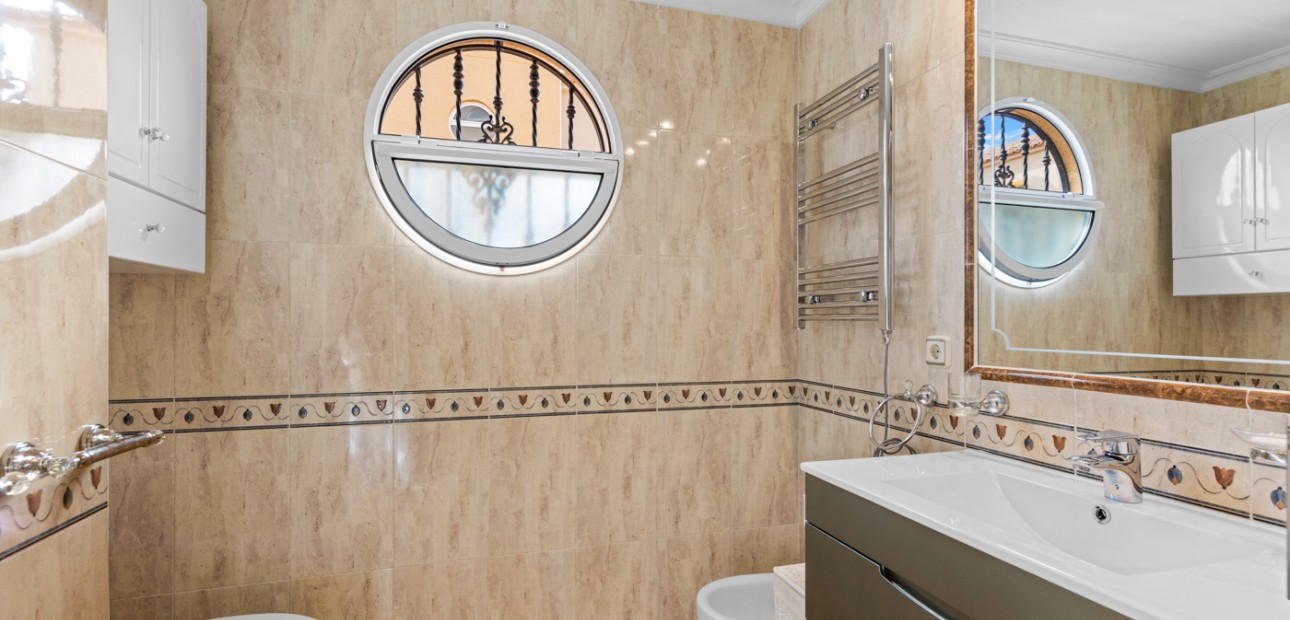 Venta - Apartamento / piso -
Orihuela Costa - Lomas de Cabo Roig