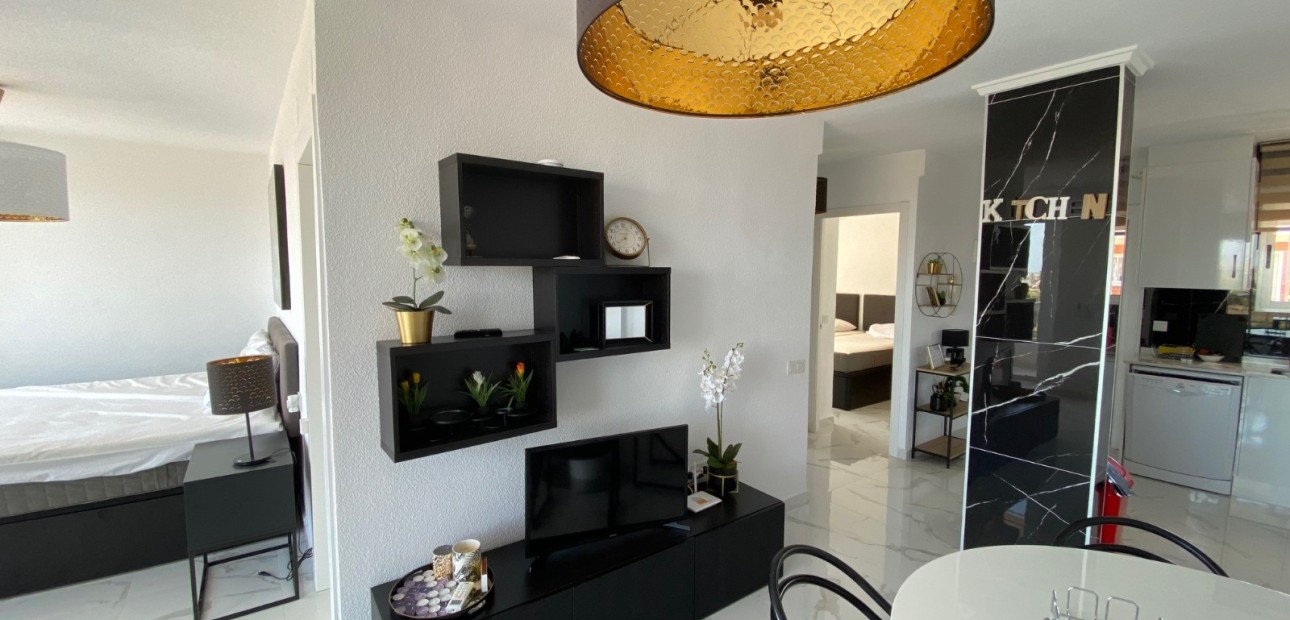 Herverkoop - Appartement / flat -
Torrevieja - Punta Prima