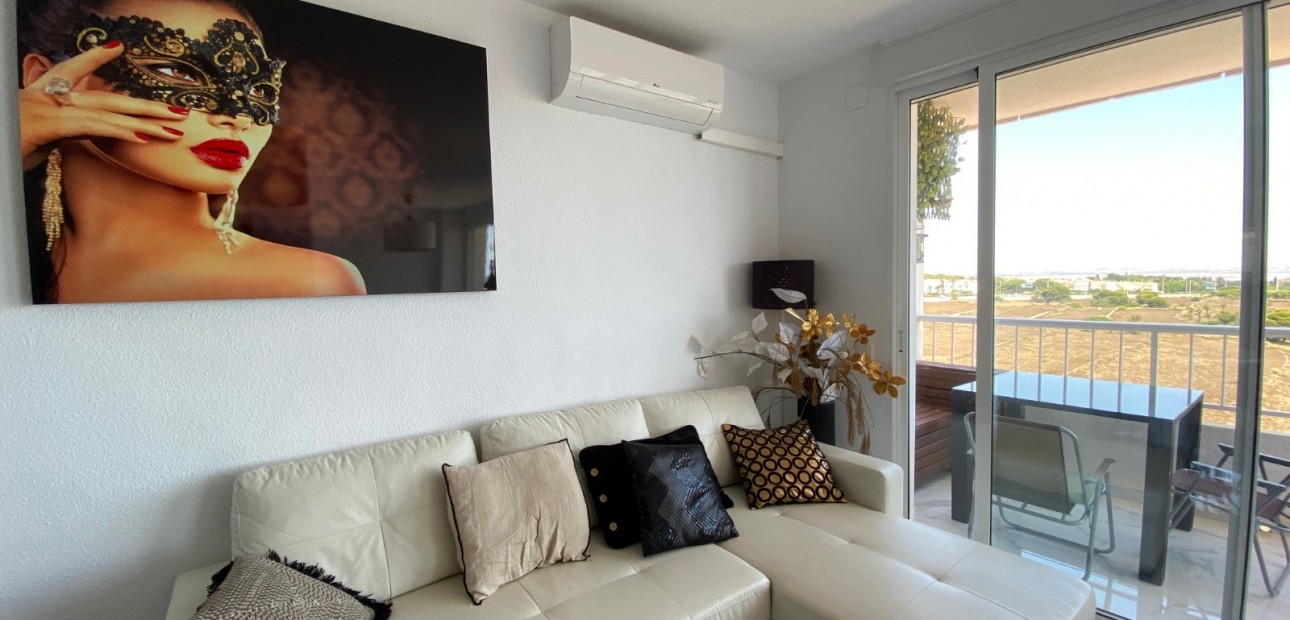 Herverkoop - Appartement / flat -
Torrevieja - Punta Prima
