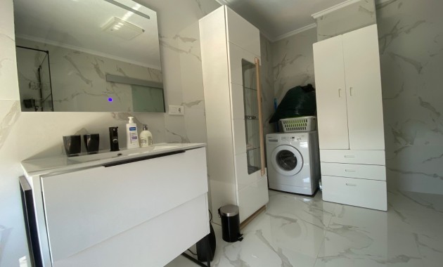 Herverkoop - Appartement / flat -
Torrevieja - Punta Prima