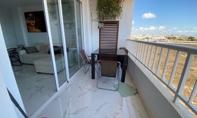 Herverkoop - Appartement / flat -
Torrevieja - Punta Prima