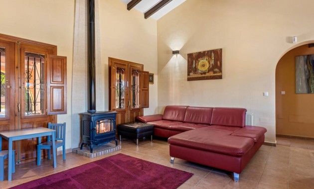 Venta - Finca / Country Property -
Rafal