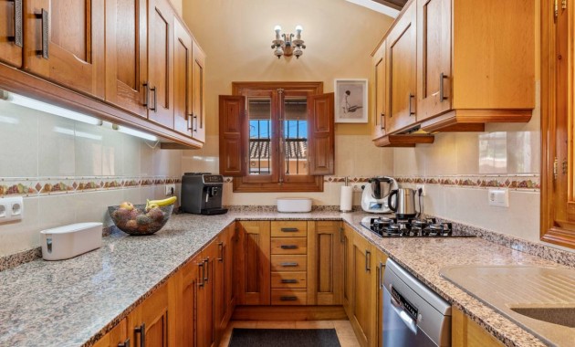 Venta - Finca / Country Property -
Rafal