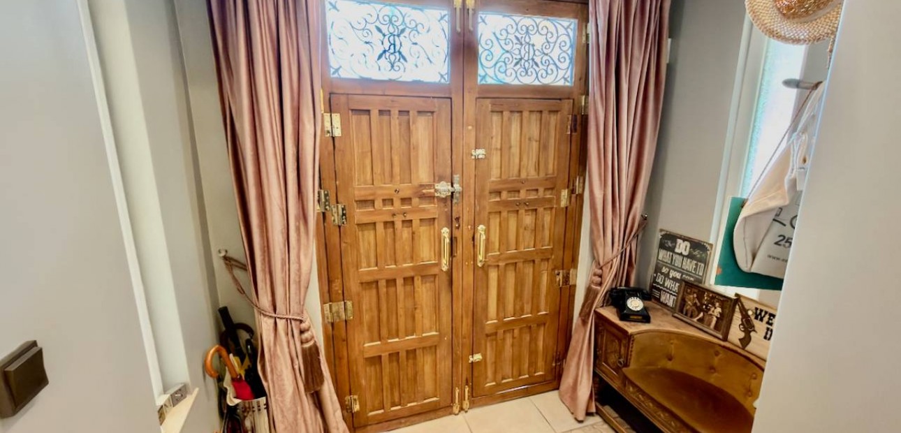 Herverkoop - Villa -
Las Heredades - Heredades