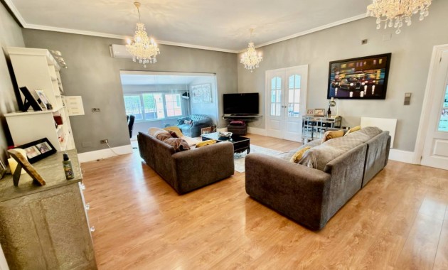 Herverkoop - Villa -
Las Heredades - Heredades