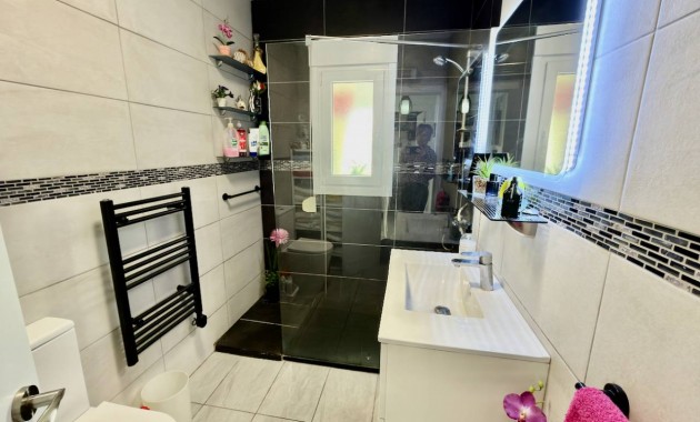 Venta - Villa -
Ciudad Quesada