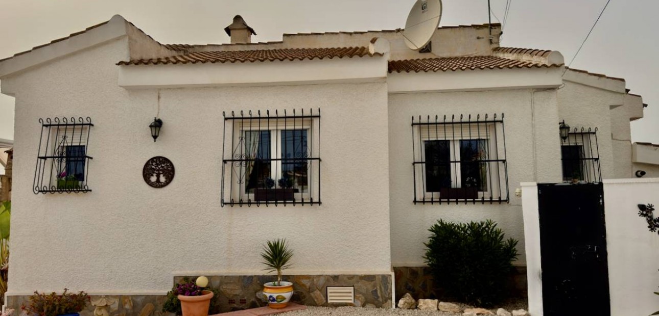 Venta - Villa -
Ciudad Quesada