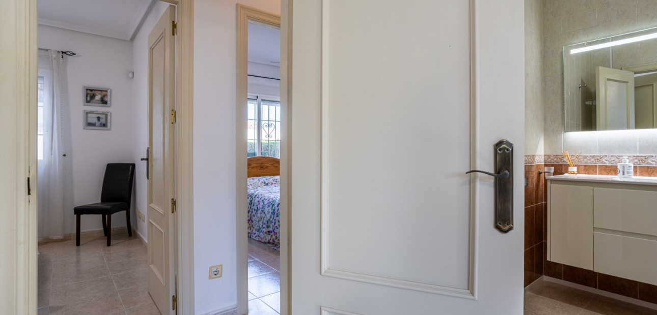 Herverkoop - Detached Villa -
Bigastro - Villas Andrea