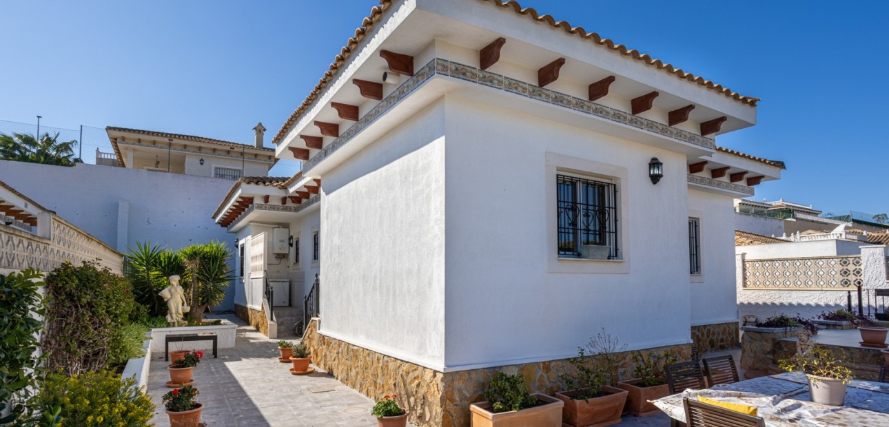 Herverkoop - Detached Villa -
Bigastro - Villas Andrea