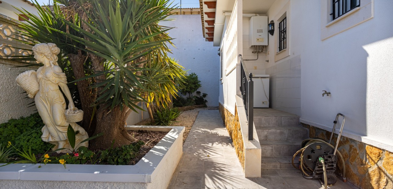 Herverkoop - Detached Villa -
Bigastro - Villas Andrea