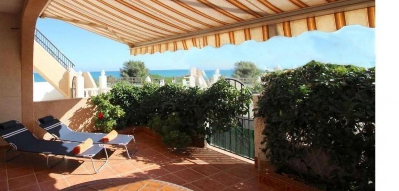 Herverkoop - Penthouse -
Torrevieja - Estacion de autobuses