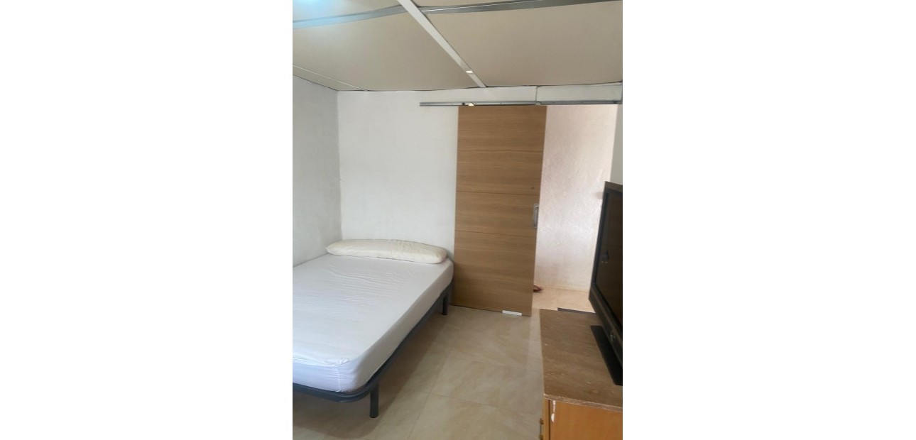 Herverkoop - Country House -
Guardamar del Segura - Pueblo