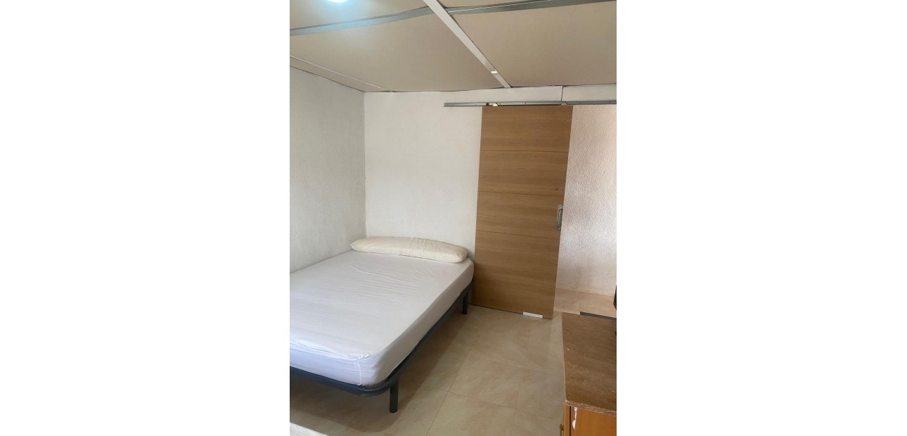 Herverkoop - Country House -
Guardamar del Segura - Pueblo