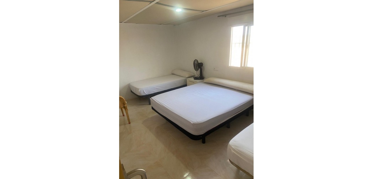 Herverkoop - Country House -
Guardamar del Segura - Pueblo